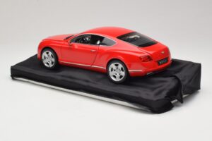 Bentley Continental GT Oranssi Minichamps 1:18 100139922-P1 Metalli — kuva 7 / 8