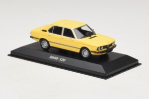 BMW 520 E12 Keltainen Maxichamps 1:43 940023001 Metalli — kuva 3 / 5