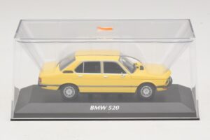 BMW 520 E12 Keltainen Maxichamps 1:43 940023001 Metalli — kuva 4 / 5