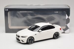 BMW M2 F87 Valkoinen Minichamps 1:18 155026104 Metalli — kuva 6 / 6