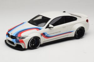 BMW M4 F82 Liberty Walk Korvaava Pakkaus GT Spirit 1:18 GT067-R1 Hartsi