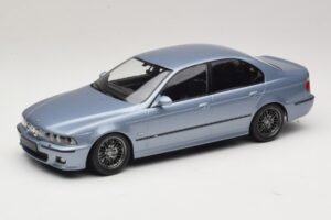 BMW M5 E39 Silverstone Blue Metallic KK-Scale 1:18 KKDC181622 Metalli