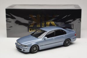 BMW M5 E39 Silverstone Blue Metallic KK-Scale 1:18 KKDC181622 Metalli — kuva 6 / 6