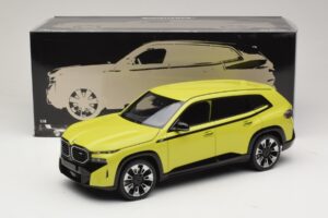 BMW XM G09 Keltainen Minichamps 1:18 110023302 Metalli — kuva 8 / 8