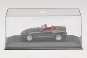 BMW Z1 Tummanvihreä Punaisella Sisustalla Minichamps 1:43 BMW021 Metalli — kuva 4 / 5