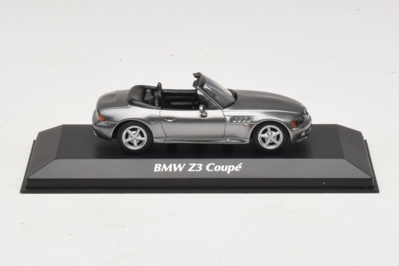 BMW Z3 Harmaa Metallic Maxichamps 1:43 940024330 Metalli