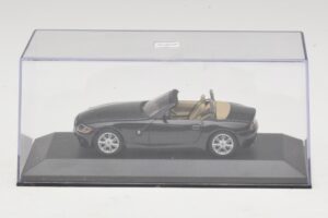BMW Z4 E85 Musta Metallic Korvaava Pakkaus Minichamps 1:43 80420144055-R1 Metalli — kuva 4 / 5