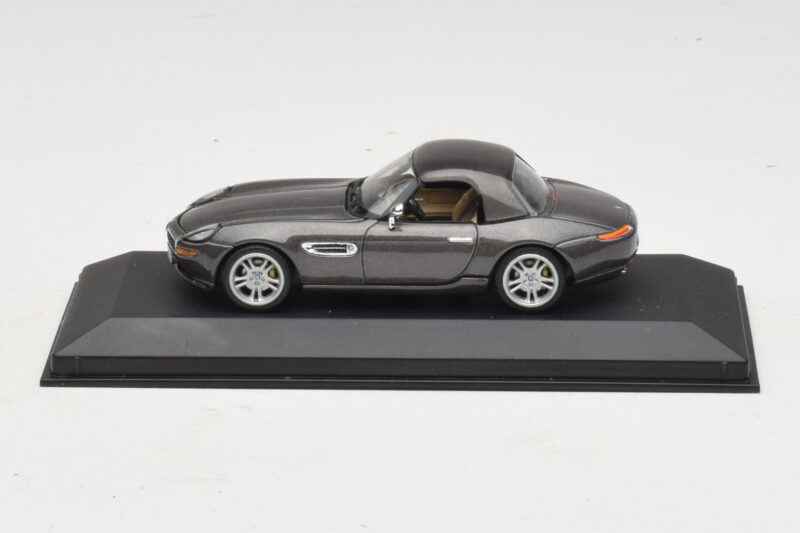 BMW Z8 E52 Hardtop Harmaa Minichamps 1:43 BMW022 Metalli