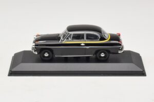 Borgward Isabella Taksi Musta Minichamps 1:43 400096095 Metalli