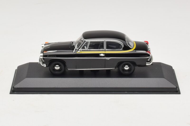 Borgward Isabella Taksi Musta Minichamps 1:43 400096095 Metalli