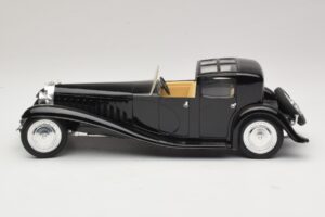 Bugatti Royale Musta Solido 1:18 8001 Metalli — kuva 3 / 6