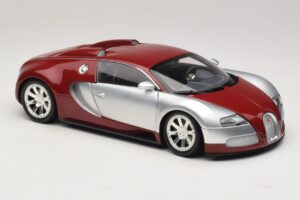Bugatti Veyron Centenaire Edition Chrome Red Minichamps 1:18 100110851 Metalli — kuva 6 / 8
