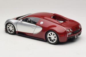 Bugatti Veyron Centenaire Edition Chrome Red Minichamps 1:18 100110851 Metalli — kuva 7 / 8