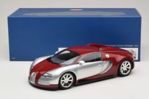 Bugatti Veyron Centenaire Edition Chrome Red Minichamps 1:18 100110851 Metalli — kuva 8 / 8