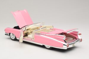 Cadillac Eldorado Biarritz Pinkki Maisto 1:18 31813-P1 Metalli — kuva 5 / 8