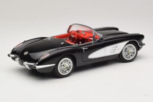 Chevrolet Corvette C1 Tuxedo Black AUTOart 1:18 71142 Metalli — kuva 3 / 8