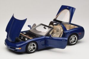 Chevrolet Corvette C5 Commemorative Edition Sininen AUTOart 1:18 71157 Metalli — kuva 2 / 9