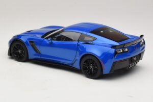 Chevrolet Corvette C7 Z06 Laguna Blue Tintcoat AUTOart 1:18 71265 Komposiitti — kuva 7 / 8