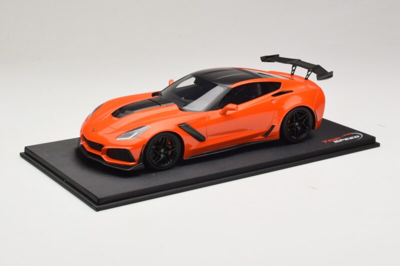 Chevrolet Corvette C7 ZR-1 High Voltage Tint TopSpeed 1:18 TS0147 Hartsi