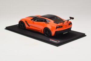 Chevrolet Corvette C7 ZR-1 High Voltage Tint TopSpeed 1:18 TS0147 Hartsi — kuva 5 / 6