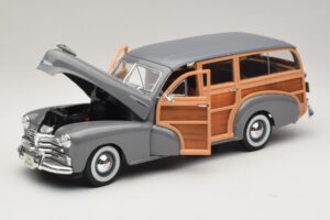 Chevrolet Fleetmaster Woody Harmaa Maisto 1:18 31854 Metalli — kuva 2 / 8