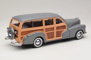 Chevrolet Fleetmaster Woody Harmaa Maisto 1:18 31854 Metalli — kuva 3 / 8
