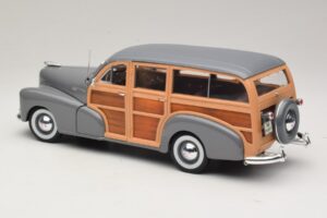 Chevrolet Fleetmaster Woody Harmaa Maisto 1:18 31854 Metalli — kuva 7 / 8