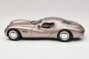 Chrysler Atlantic Beige Guiloy 1:18 68570 Metalli — kuva 4 / 8