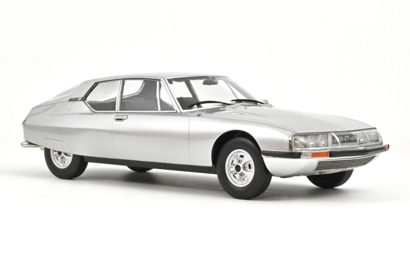 Citroen SM Pearl Grey Norev 1:12 Citroen SM Pearl Grey Norev 1:12 121707 Metalli