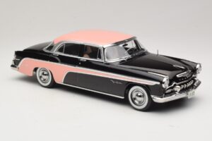 DeSoto Fireflite Sedan Musta & Pinkki KK-Scale 1:18 KKDC181542 Metalli — kuva 4 / 6