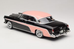 DeSoto Fireflite Sedan Musta & Pinkki KK-Scale 1:18 KKDC181542 Metalli — kuva 5 / 6