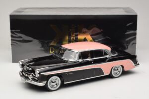 DeSoto Fireflite Sedan Musta & Pinkki KK-Scale 1:18 KKDC181542 Metalli — kuva 6 / 6