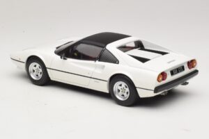 Ferrari 308 GTS Valkoinen MCG 1:18 MCG18664 Metalli — kuva 5 / 6