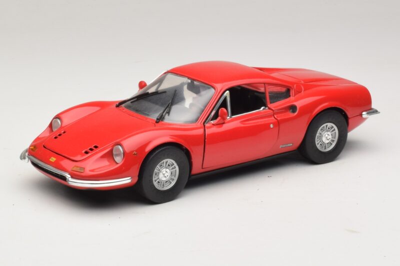Ferrari Dino 246 Punainen Majorette 1:18 5271 Metalli