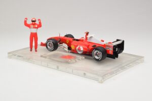 Ferrari F2004 #1 M. Schumacher F1 World Champion 2004 Ajopuvulla Hot Wheels 1:18 B66221 Metalli — kuva 5 / 6