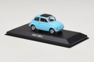 Fiat 500 L Sininen Maxichamps 1:43 940121601 Metalli — kuva 3 / 5