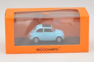 Fiat 500 L Sininen Maxichamps 1:43 940121601 Metalli — kuva 5 / 5