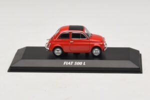 Fiat 500 L Punainen Maxichamps 1:43 940121600 Metalli
