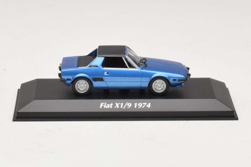 Fiat X1/9 Sininen Maxichamps 1:43 940121661 Metalli