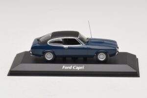 Ford Capri II Tummansininen Maxichamps 1:43 Ford Capri II Tummansininen Maxichamps 1:43 940081201 Metalli