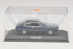 Ford Capri II Tummansininen Maxichamps 1:43 940081201 Metalli — kuva 4 / 5