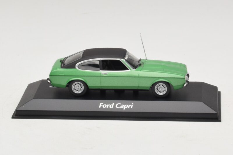 Ford Capri II Vihreä Metallic Maxichamps 1:43 940081200 Metalli