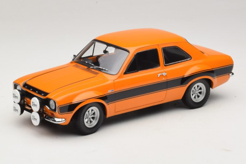 Ford Escort Mk1 RS1600 AVO Oranssi Mustilla Raidoilla Minichamps 1:18 100688104 Metalli