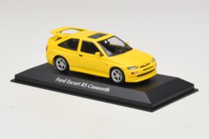 Ford Escort RS Cosworth Keltainen Maxichamps 1:43 940082101 Metalli — kuva 3 / 5