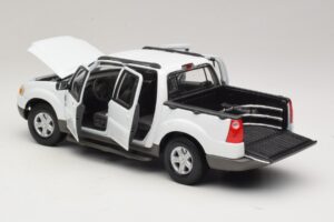 Ford Explorer Sport Trac Valkoinen Maisto 1:18 36891 Metalli — kuva 5 / 8