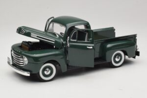 Ford F-1 Vihreä Road Legends 1:18 92218 Metalli — kuva 2 / 8