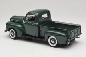Ford F-1 Vihreä Road Legends 1:18 92218 Metalli — kuva 7 / 8
