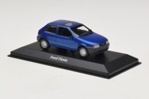 Ford Fiesta Mk4 Sininen Metallic Maxichamps 1:43 940085061 Metalli — kuva 3 / 5