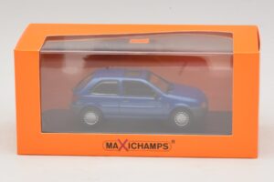 Ford Fiesta Mk4 Sininen Metallic Maxichamps 1:43 940085061 Metalli — kuva 5 / 5
