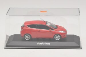 Ford Fiesta Mk7 Punainen Maxichamps 1:43 940088000 Metalli — kuva 4 / 5